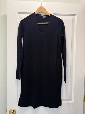 Vince Navy  V-Neck Long Sleeve Knit Dress